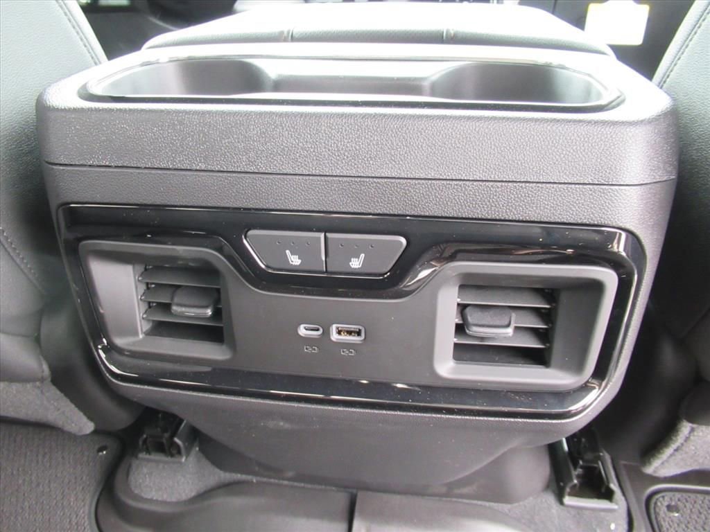 2026 GMC Sierra 1500 AT4 - Photo 15