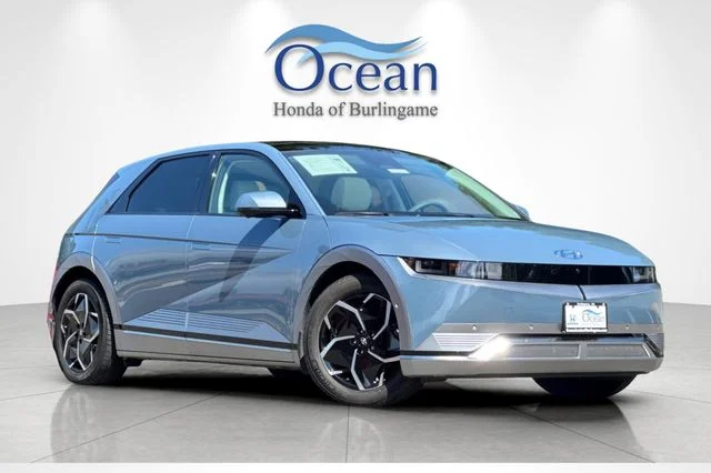 Used 2024 Lucid Blue Hyundai Limited image 2