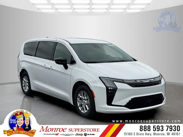 2027 Chrysler Pacifica Select's photo