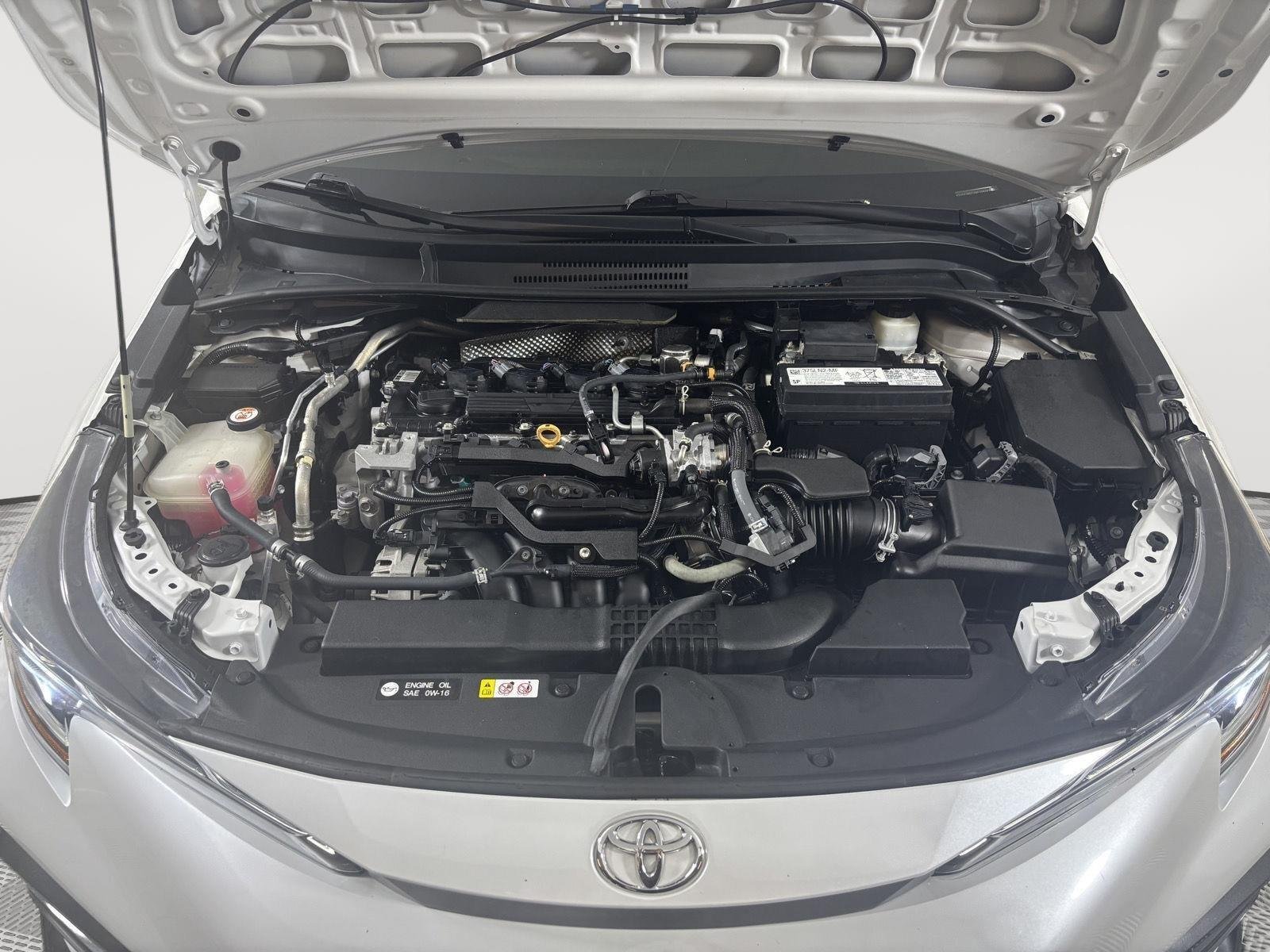 Certified Used 2022 Wind Chill Pearl Toyota SE image 11
