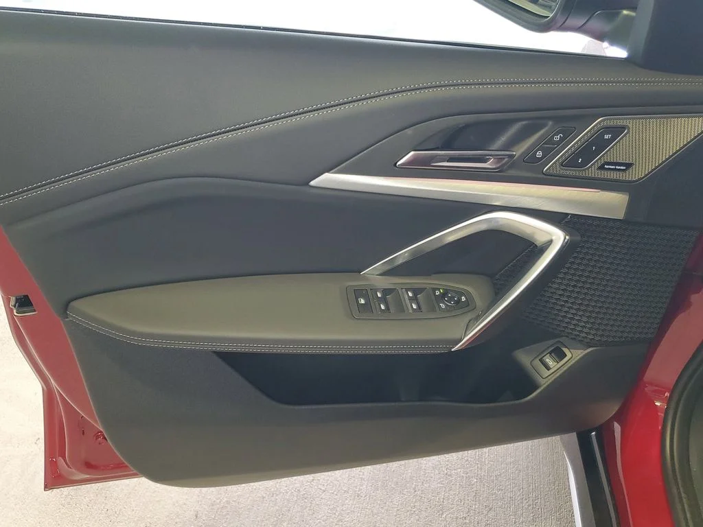 Used 2026 Red BMW xDrive28i image 14