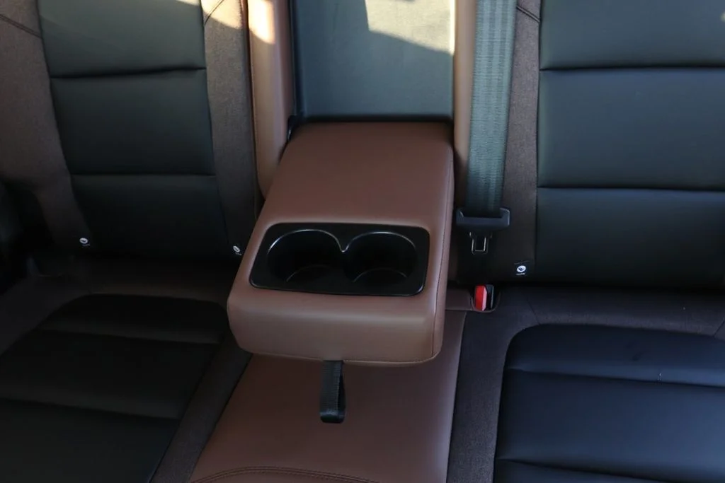 New 2025 Shadow Black Ford Outer Banks® image 17