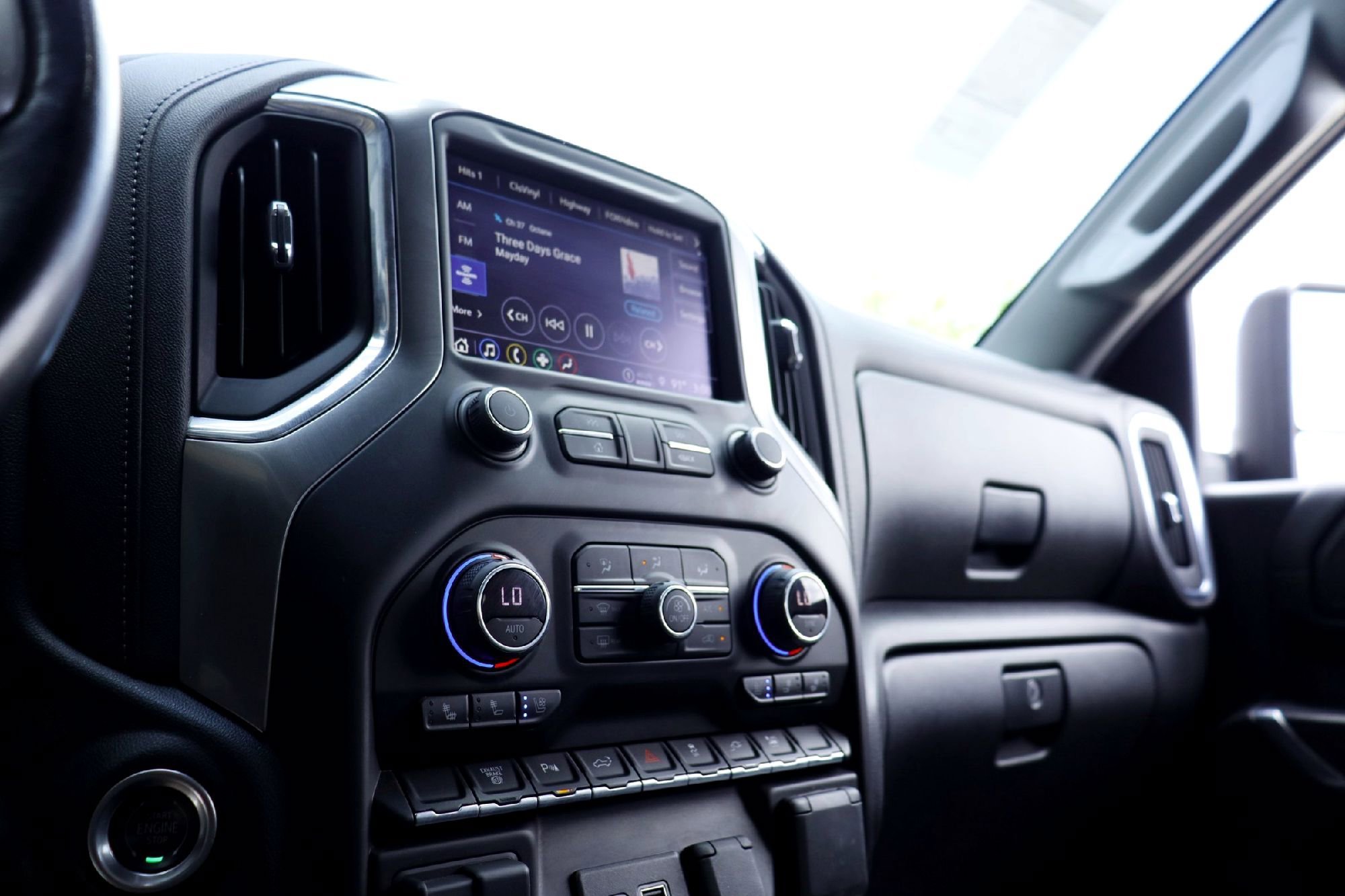 2022 Chevrolet Silverado 3500HD LTZ - Photo 15