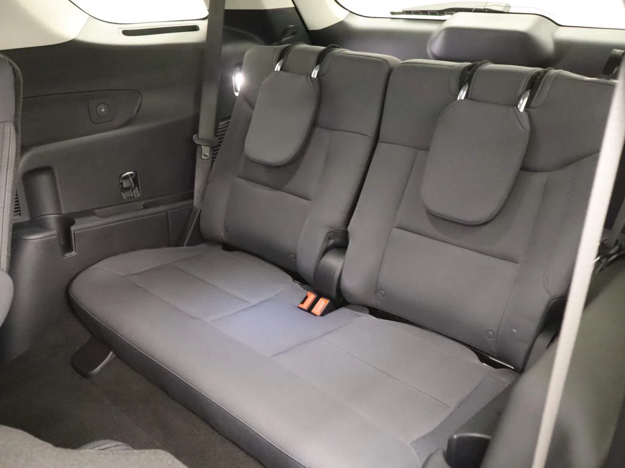 New 2026 Carbonized Gray Metallic Ford Active image 17