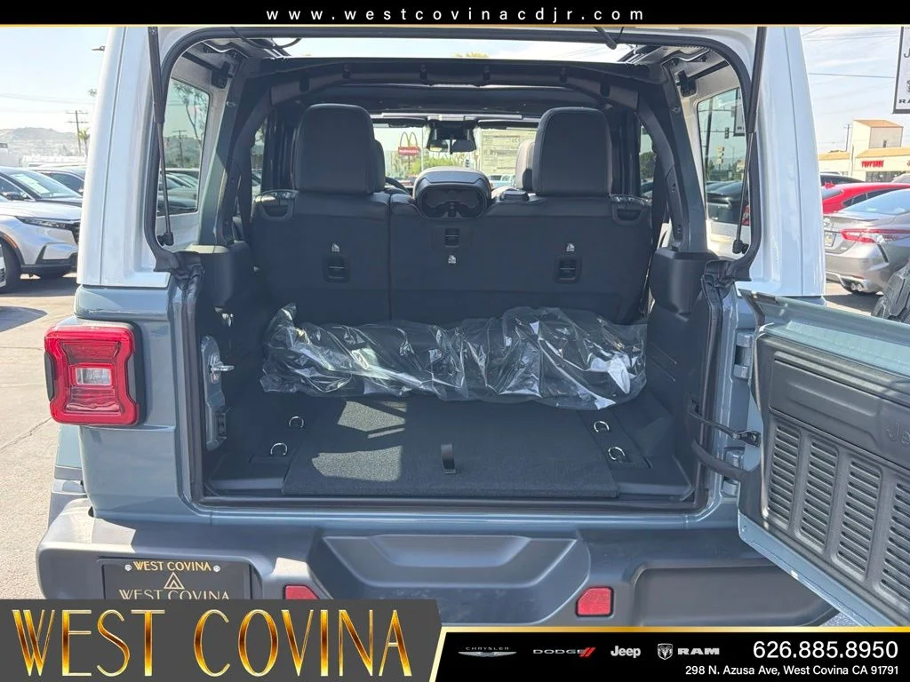 New 2026 Anvil Clearcoat Jeep Rubicon image 15