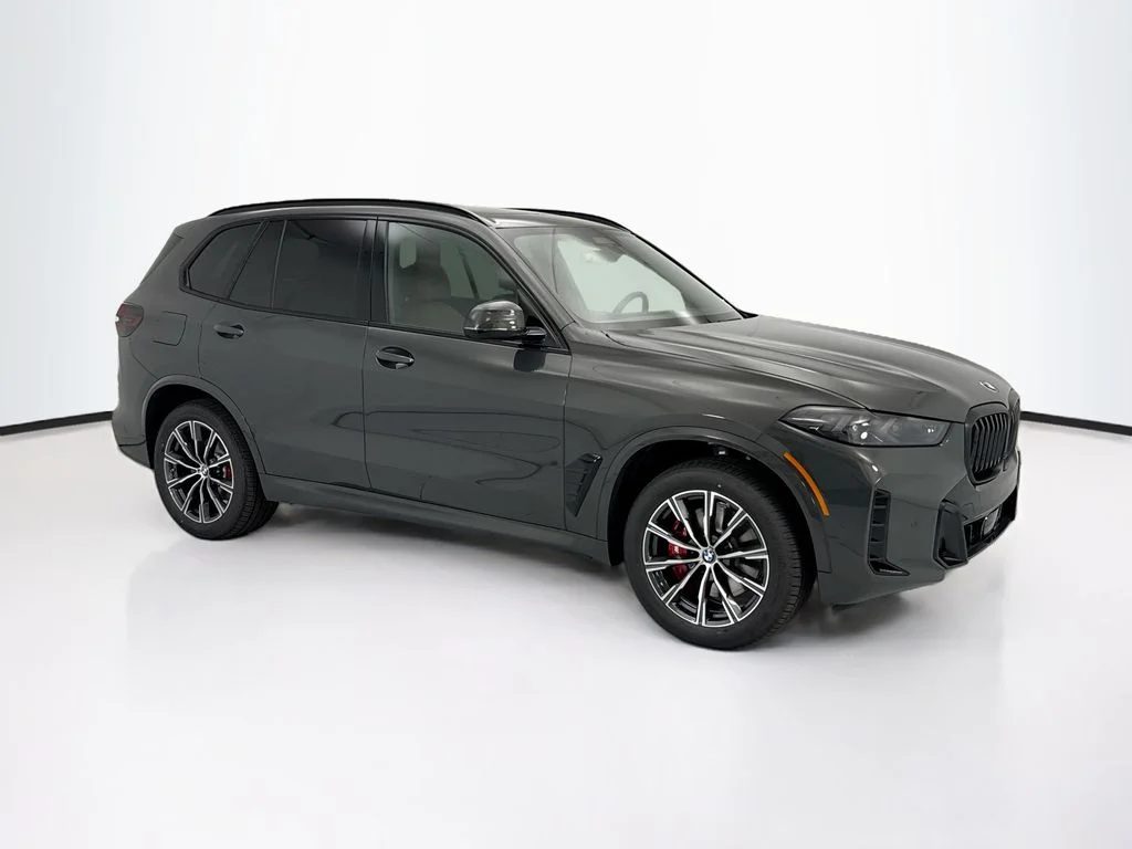 New 2026 Gray BMW xDrive40i image 3