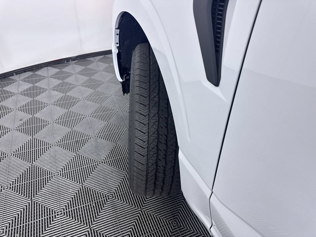 New 2026 Oxford White Ford STX image 26