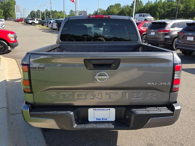 Used 2024 Gray Nissan SV image 11