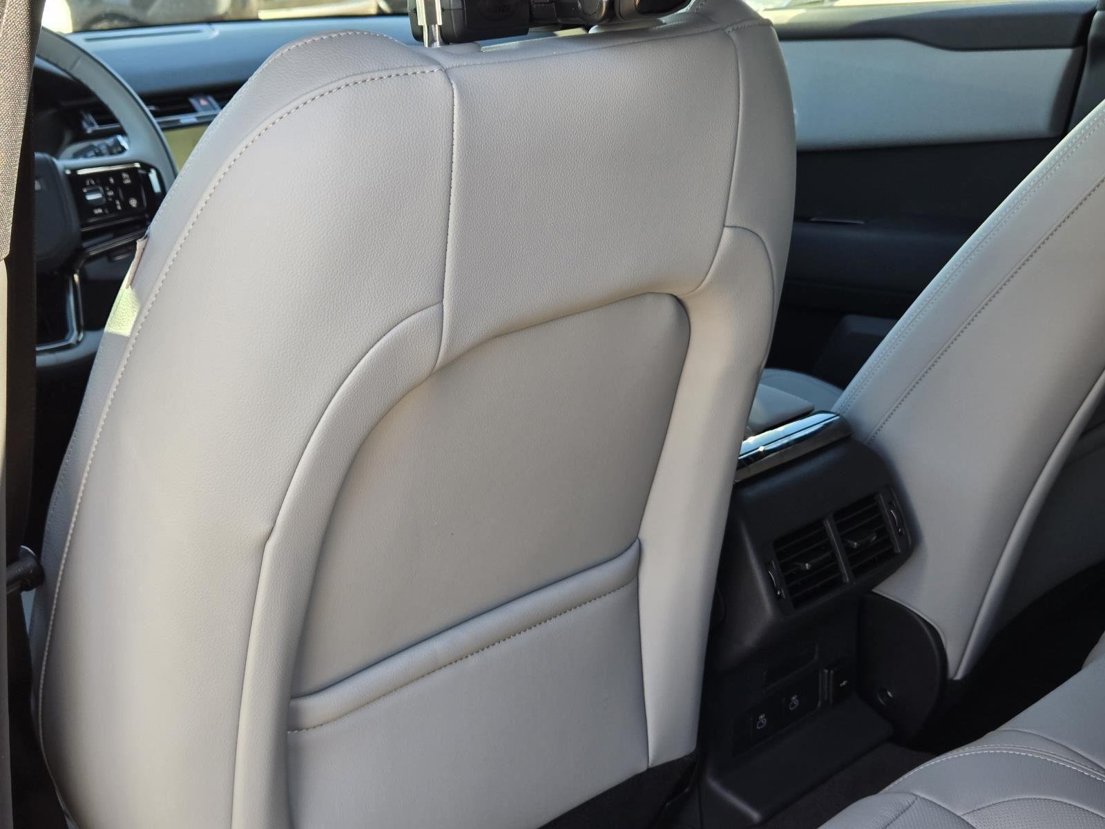 New 2026 Santorini Black Land Rover S image 21