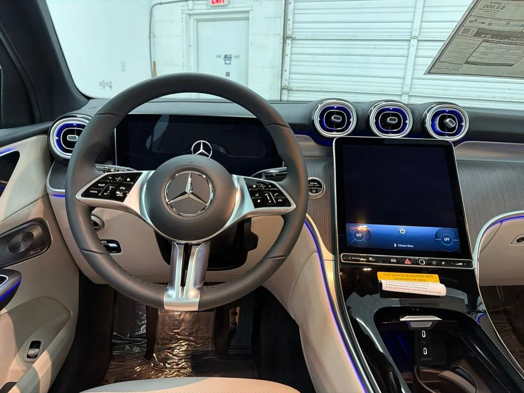 New 2027 Silver Mercedes-Benz GLC 300 image 23