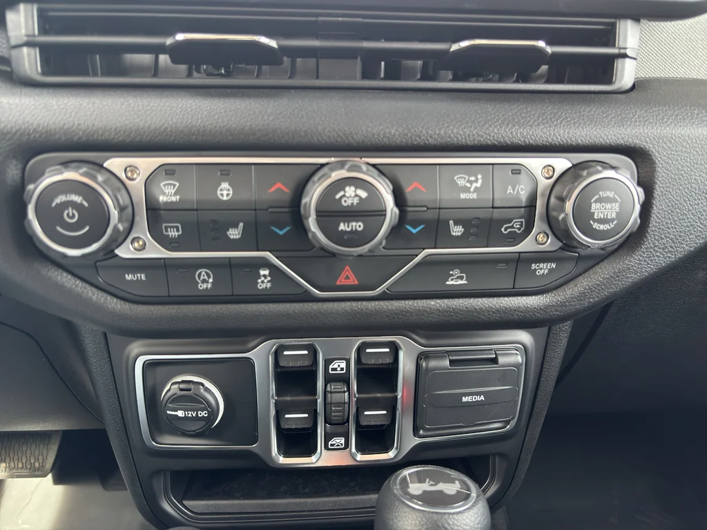 2025 Jeep Wrangler 4-Door Sport S - Photo 22