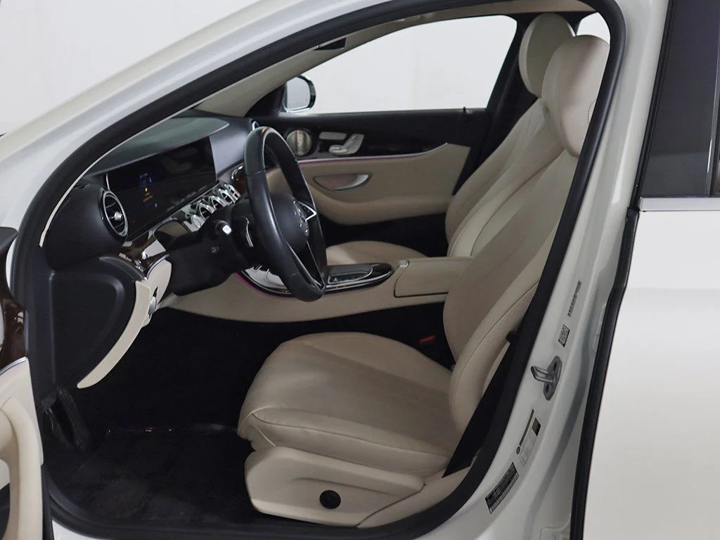 2022 Mercedes-Benz E-Class E350 - Photo 28