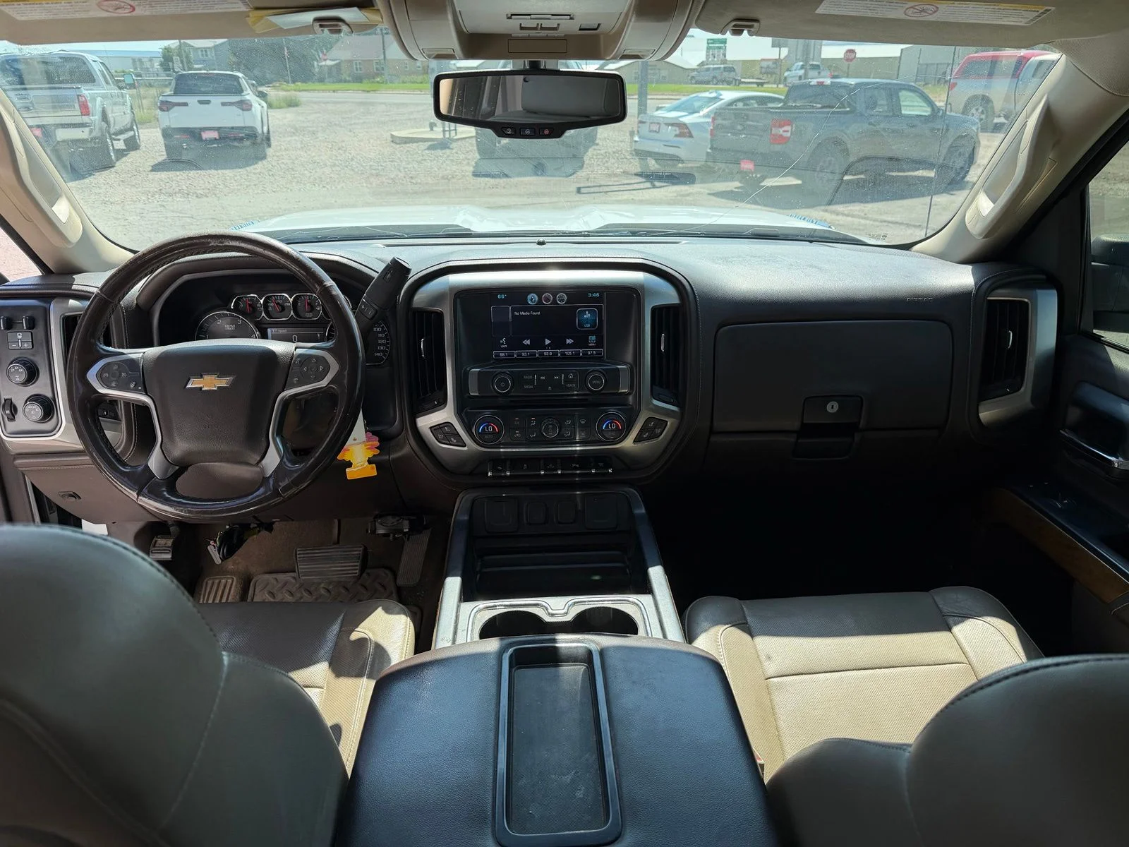Used 2015 White Chevrolet LTZ image 12