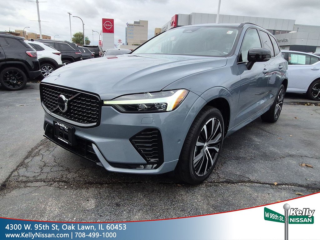 2024 Volvo XC60 Plus