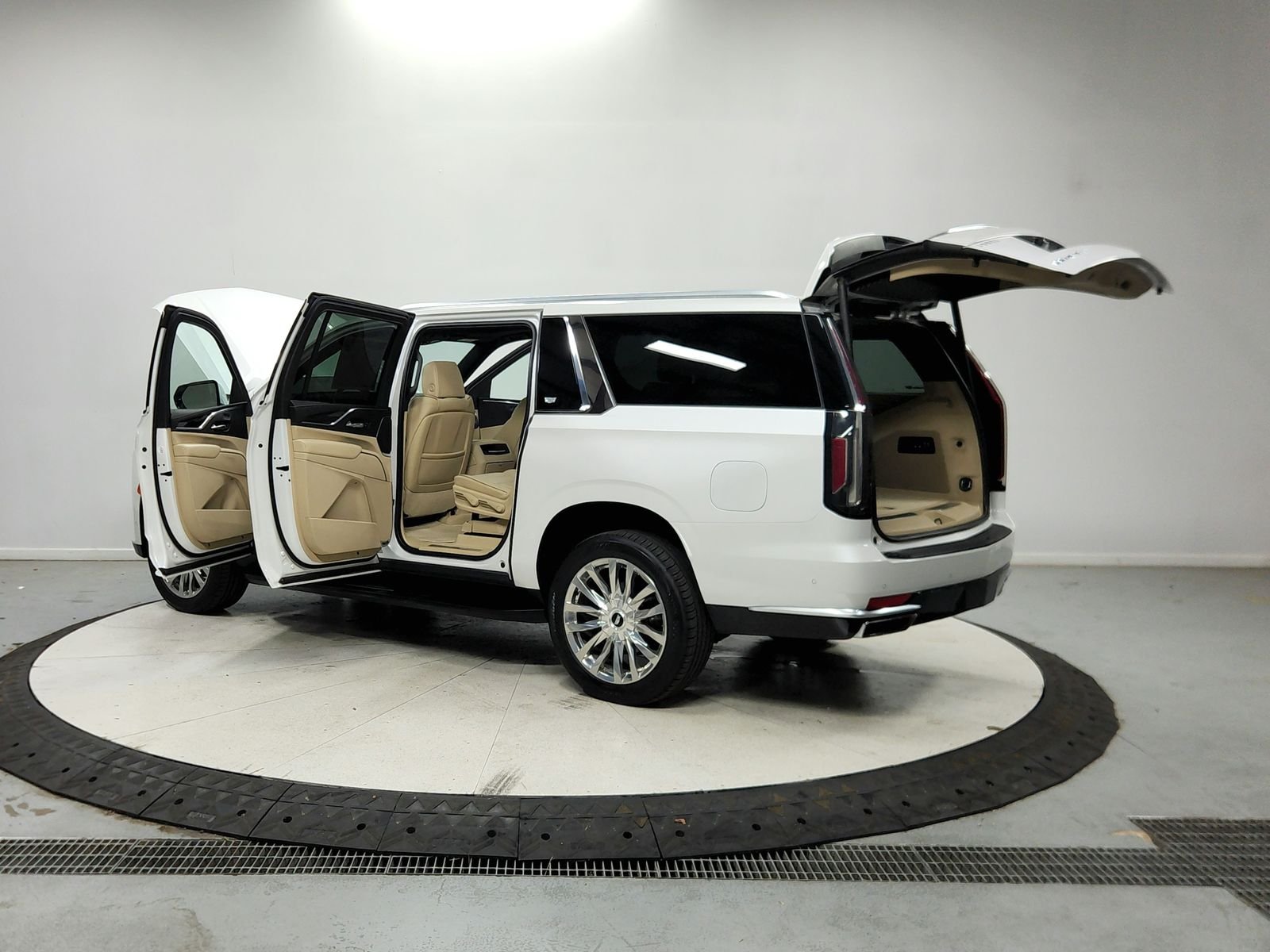 2021 Cadillac Escalade ESV Premium Luxury - Photo 14
