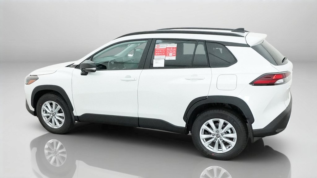New 2026 Wind Chill Pearl Toyota LE image 15