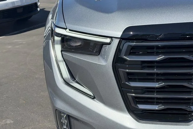 New 2026 Sterling Metallic GMC AT4 image 4