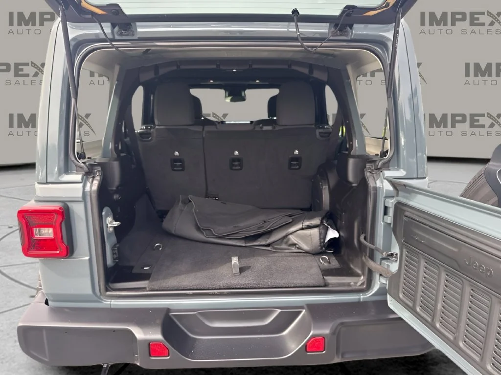 Used 2026 Gray Jeep Sahara image 26