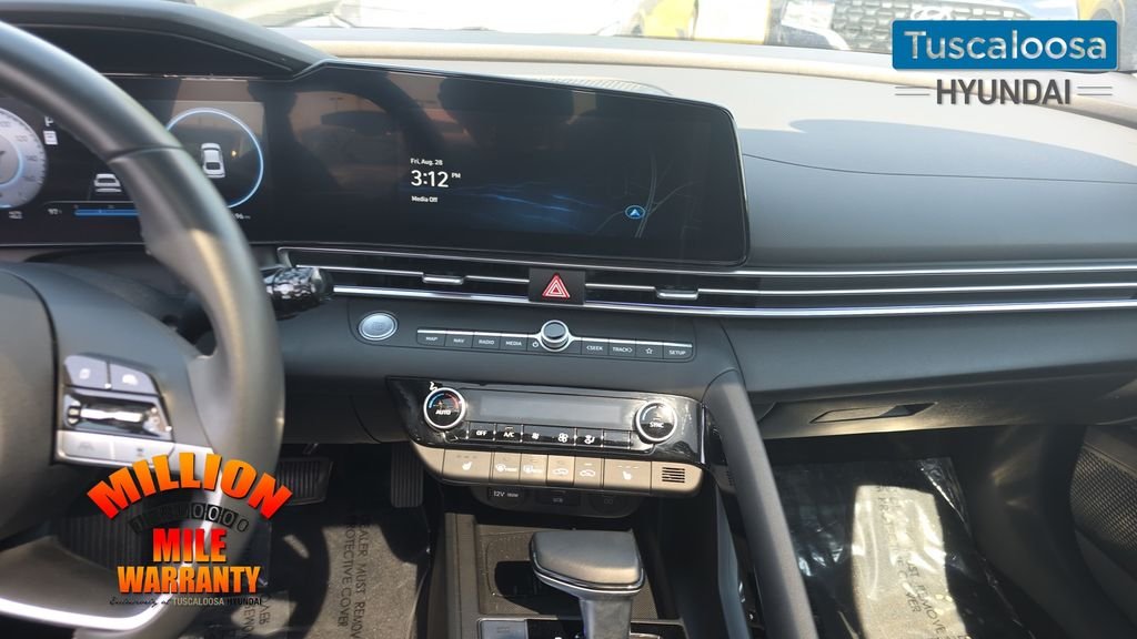 Certified Used 2025 Gray Hyundai SEL Convenience image 27