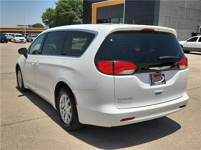 Used 2023 White Chrysler LX Passenger image 3