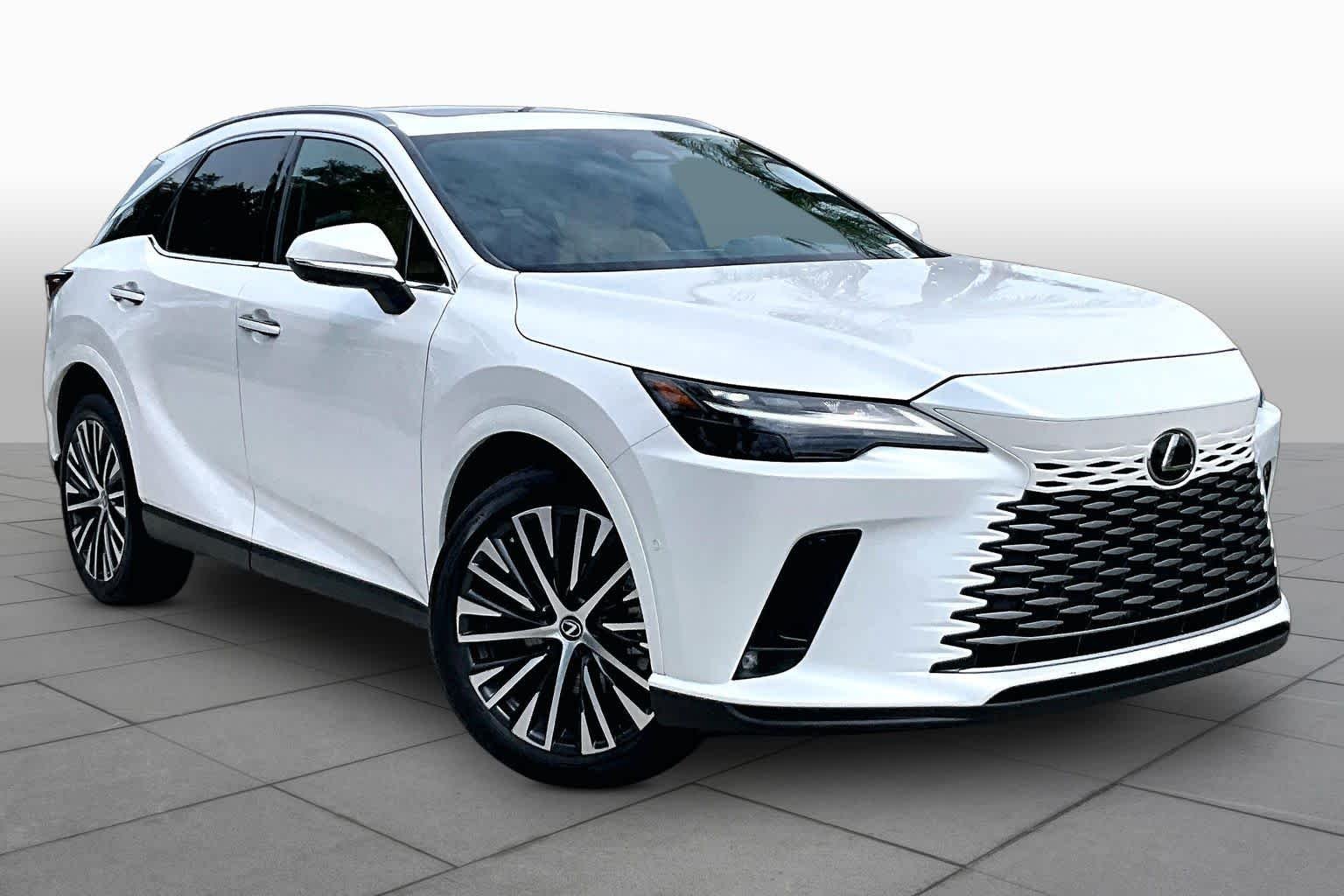 Used 2024 Eminent White Pearl Lexus Premium Plus image 3