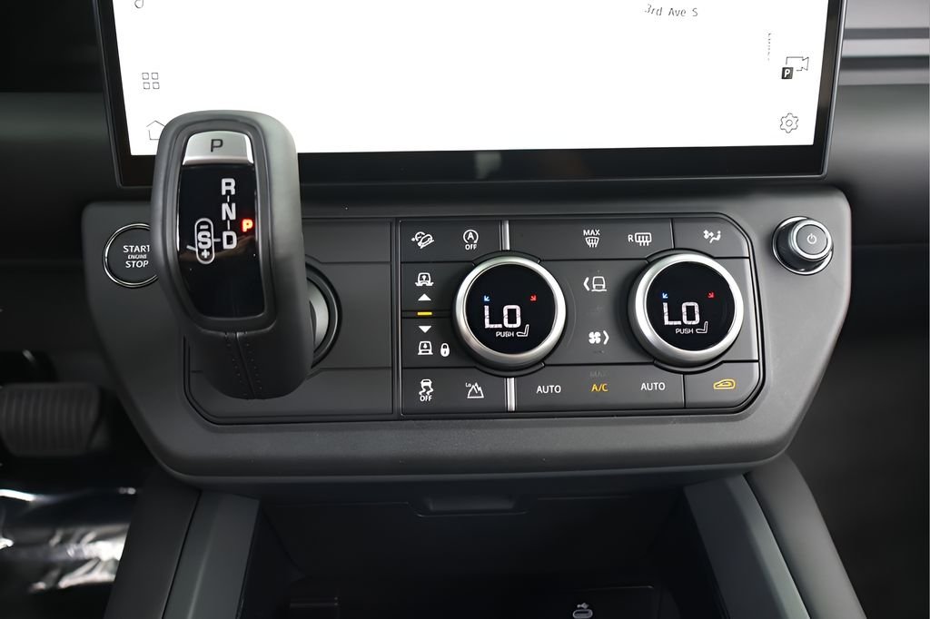 New 2026 Santorini Black Land Rover S image 26