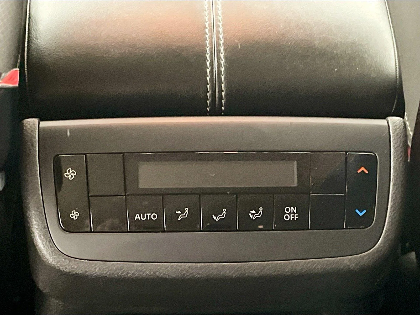 Used 2025 Super Black Nissan SV image 23
