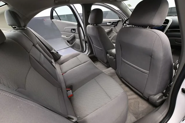 Used 2013 White Chevrolet LS image 33