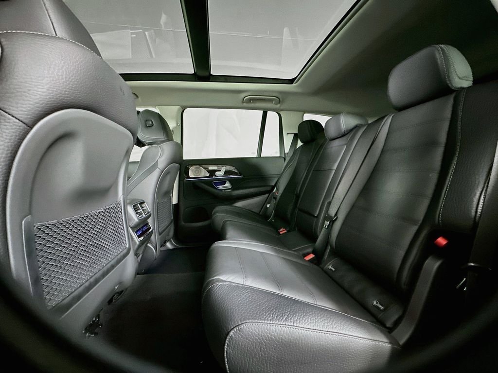 New 2026 Twilight Blue Metallic Mercedes-Benz GLS 450 image 25