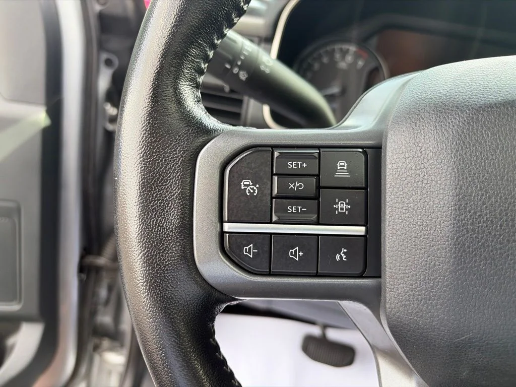Used 2021 Silver Ford XLT image 25