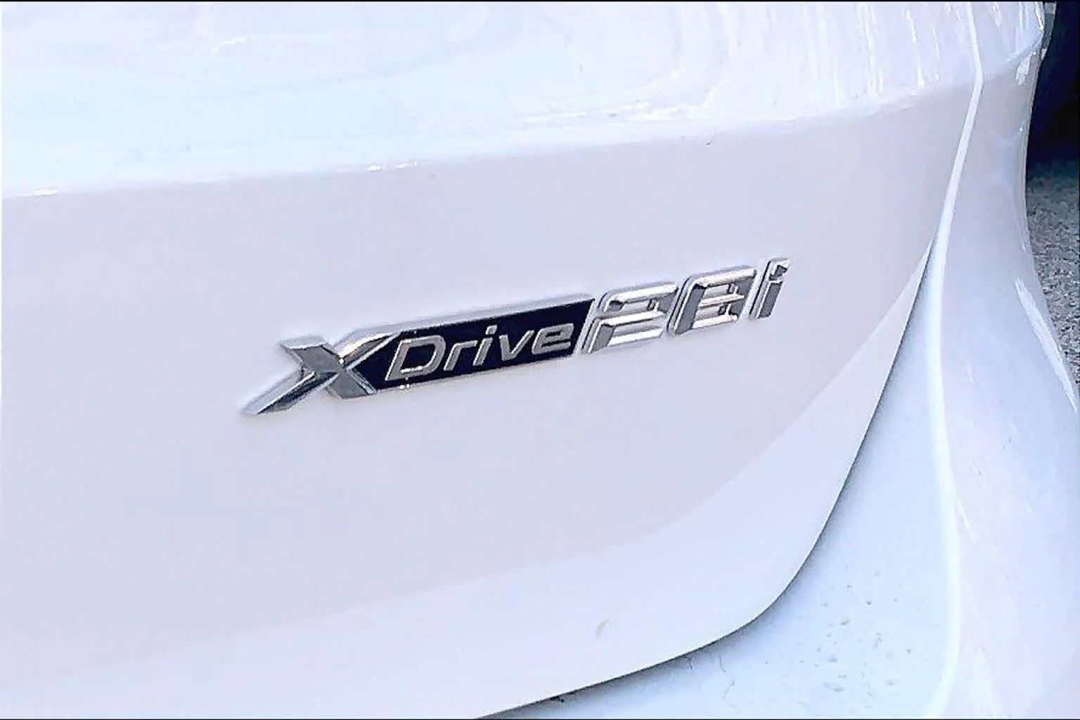 Used 2026 Alpine White BMW xDrive28i image 15