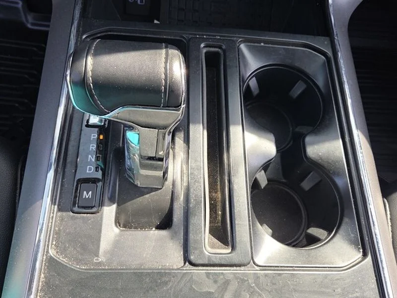 Used 2023 Oxford White Ford LARIAT image 18
