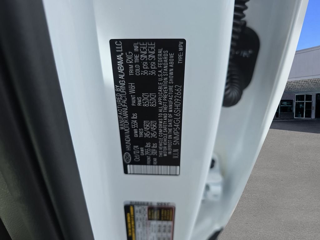 Used 2025 Serenity White Hyundai Calligraphy image 42