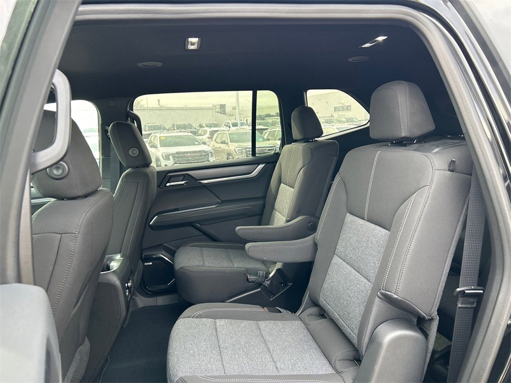 2026 GMC ACADIA - Image 31