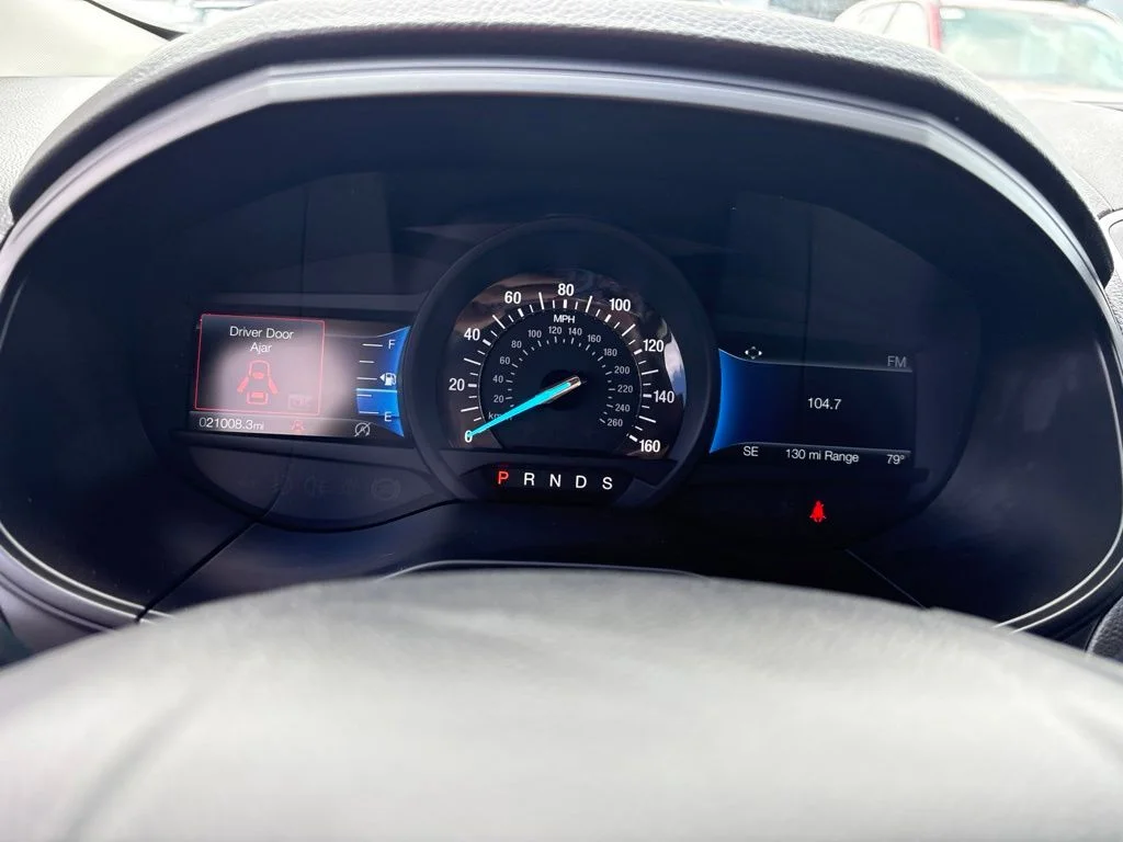 Used 2024 Oxford White Ford SEL image 17