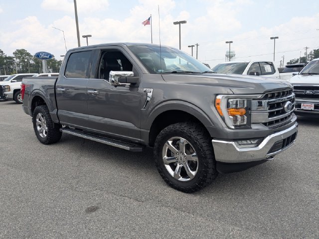 Used 2021 Gray Metallic Ford Lariat image 2