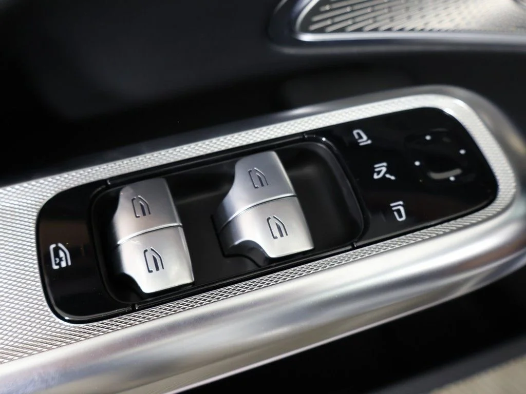 Used 2025 Alpine Grey Mercedes-Benz E 450 image 41