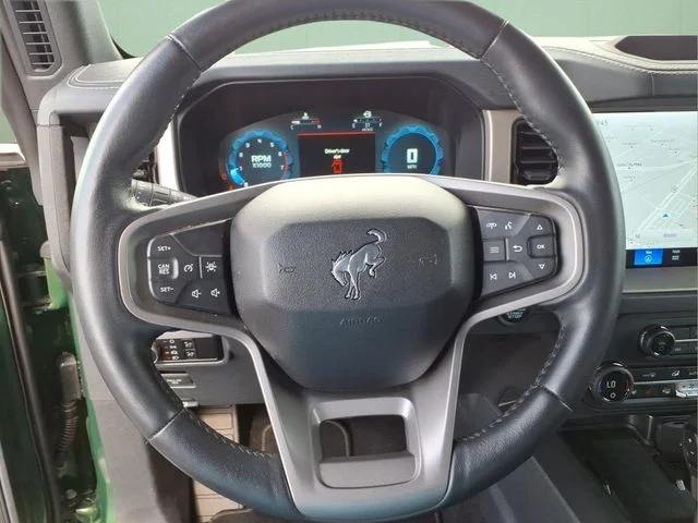 Used 2025 Green Ford Outer Banks image 23