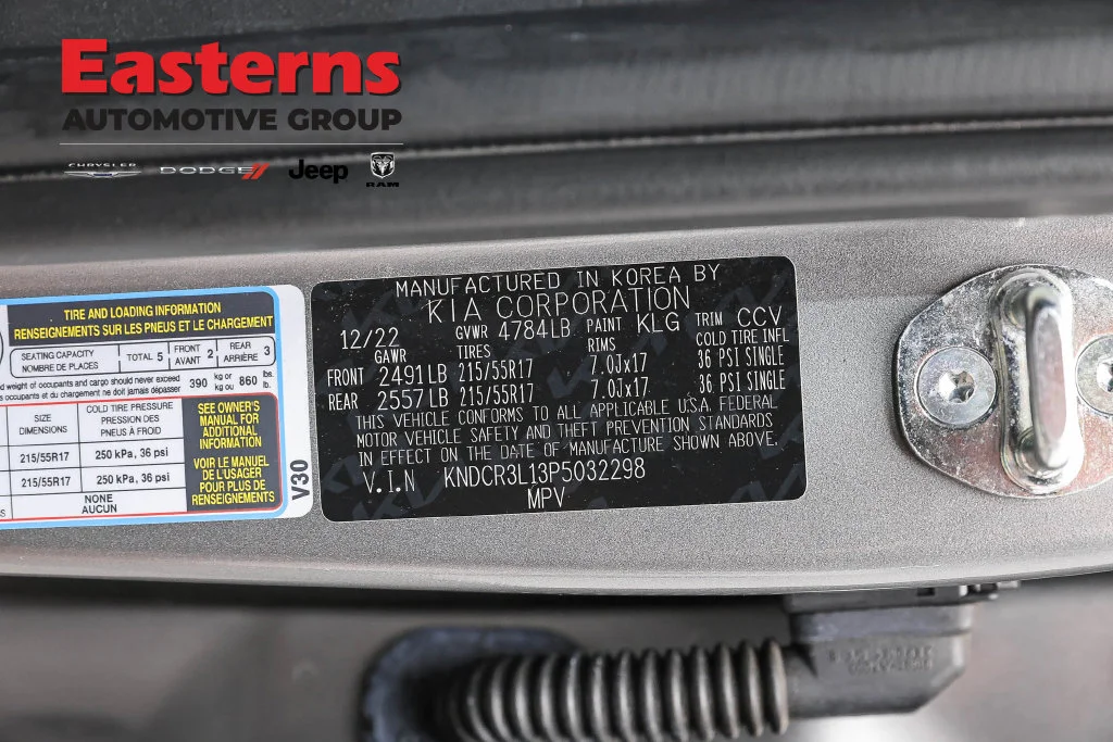 Used 2023 Gray Kia Wind image 35