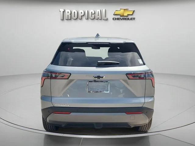 New 2027 Sterling Gray Metallic Chevrolet LT image 4