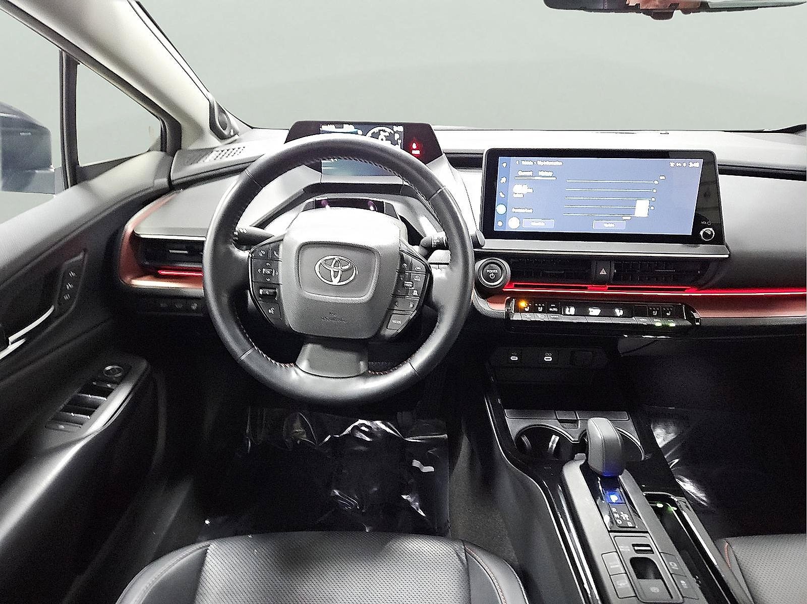 2024 Toyota Prius Prime XSE Premium - Photo 8