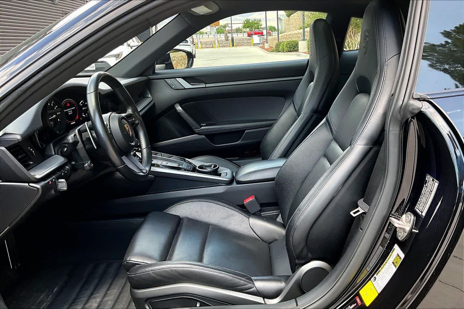 Used 2022 Jet Black Metallic Porsche Carrera S image 5