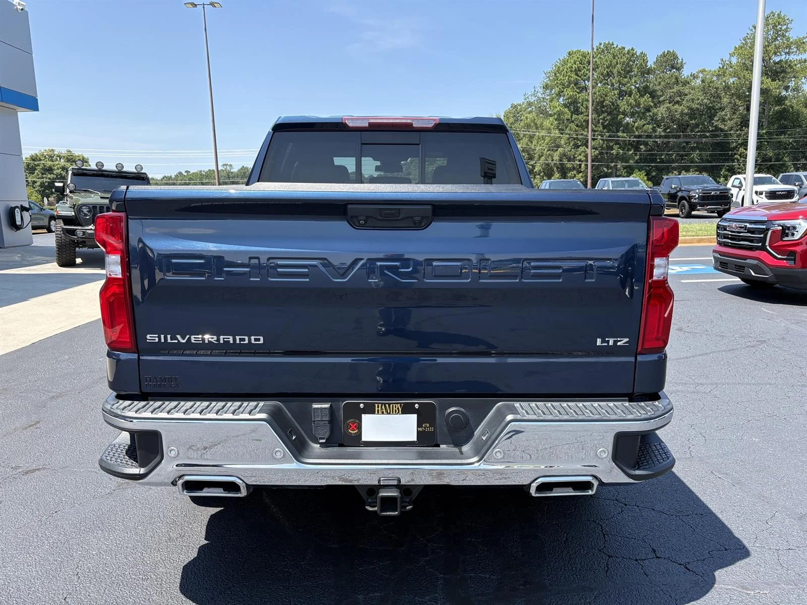 Used 2022 NORTHSKY BLUE METALLIC Chevrolet LTZ image 6