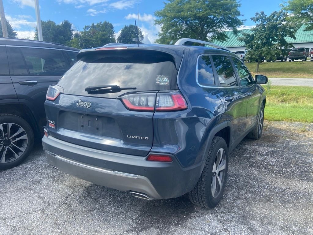 Used 2020 Slate Blue Pearlcoat Jeep Limited image 5
