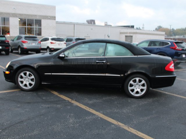 Used 2004  Mercedes-Benz CLK 320 image 7