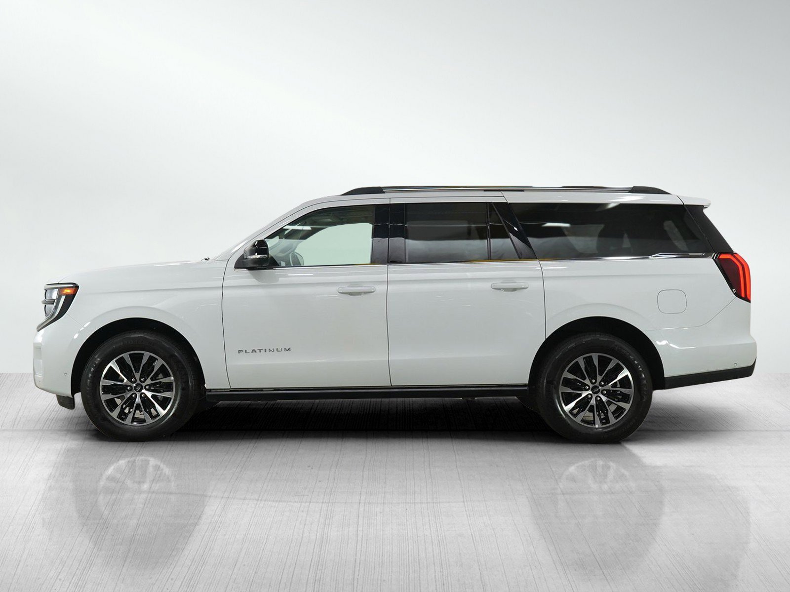 Used 2025 Ford Expedition Platinum with VIN 1FMJK1M82SEA16044 for sale in Minneapolis, Minnesota