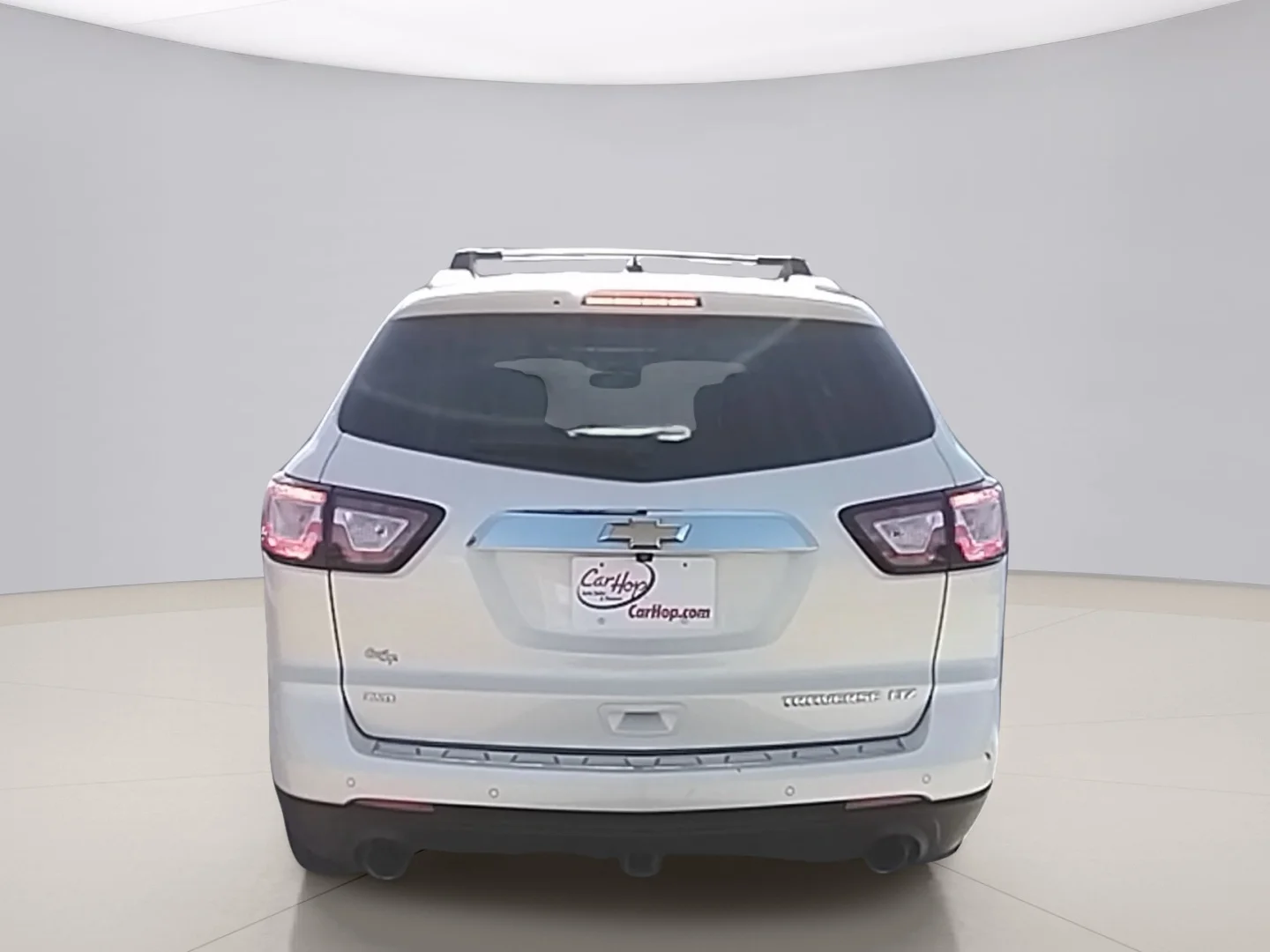 Used 2015 White Chevrolet LTZ image 4