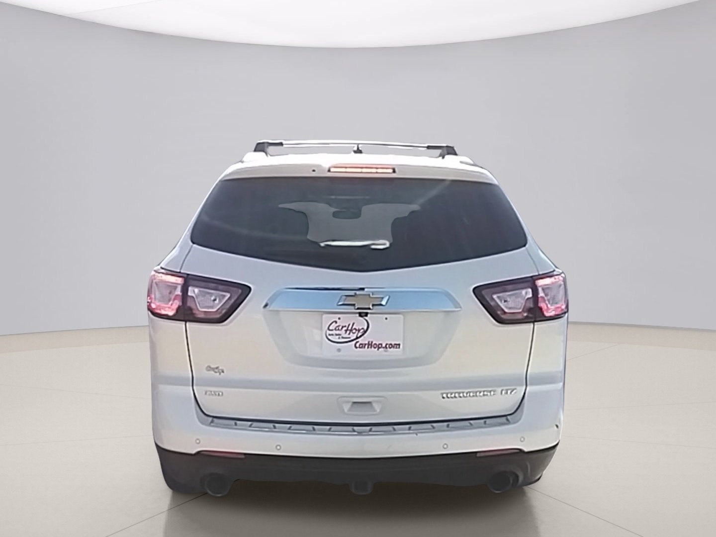 Used 2015 White Chevrolet LTZ image 4