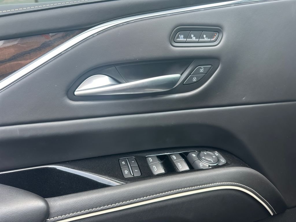 Used 2024 Gray Cadillac Sport Platinum image 27