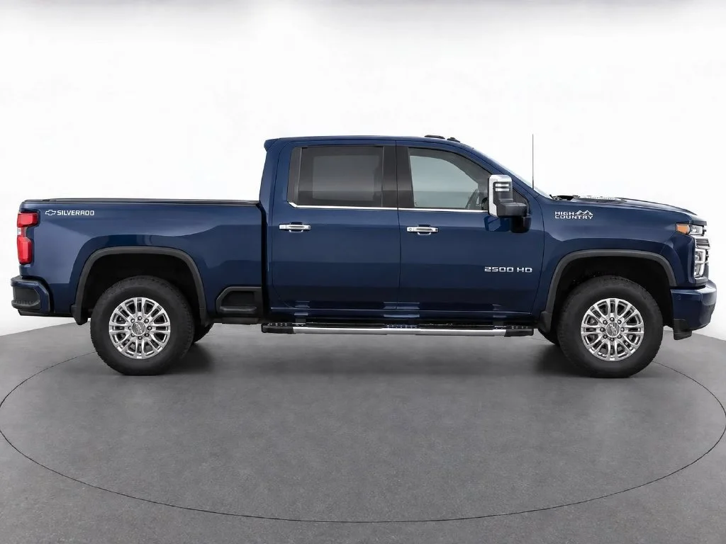 Used 2020 Blue Chevrolet High Country image 8